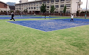 尾道市立瀬戸田中学校テニスコート(広島県)